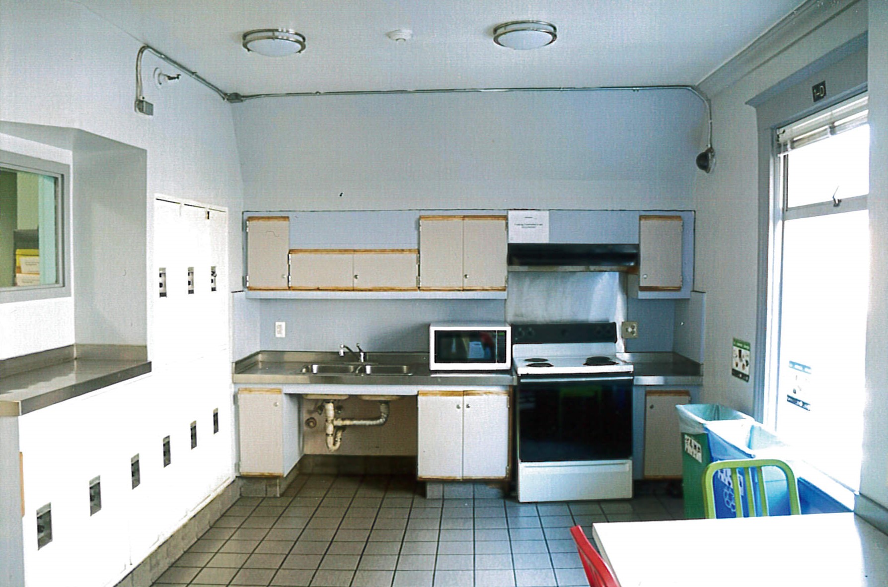 First floor community kitchen 